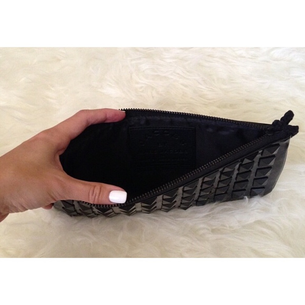 *TRADE* Pyramid Studded Patent Leather - Picture 5 of 7
